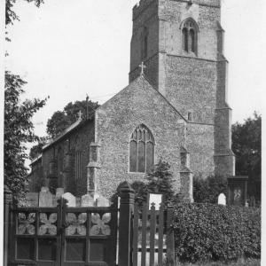 Clopton Church postcard c.1940