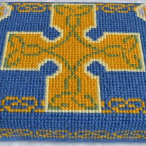 Iona Cross